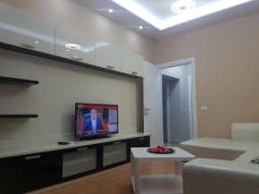 Гостиница City Center Apartment  Тирана